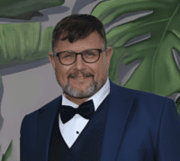 DR. Tayfun Yücesoy